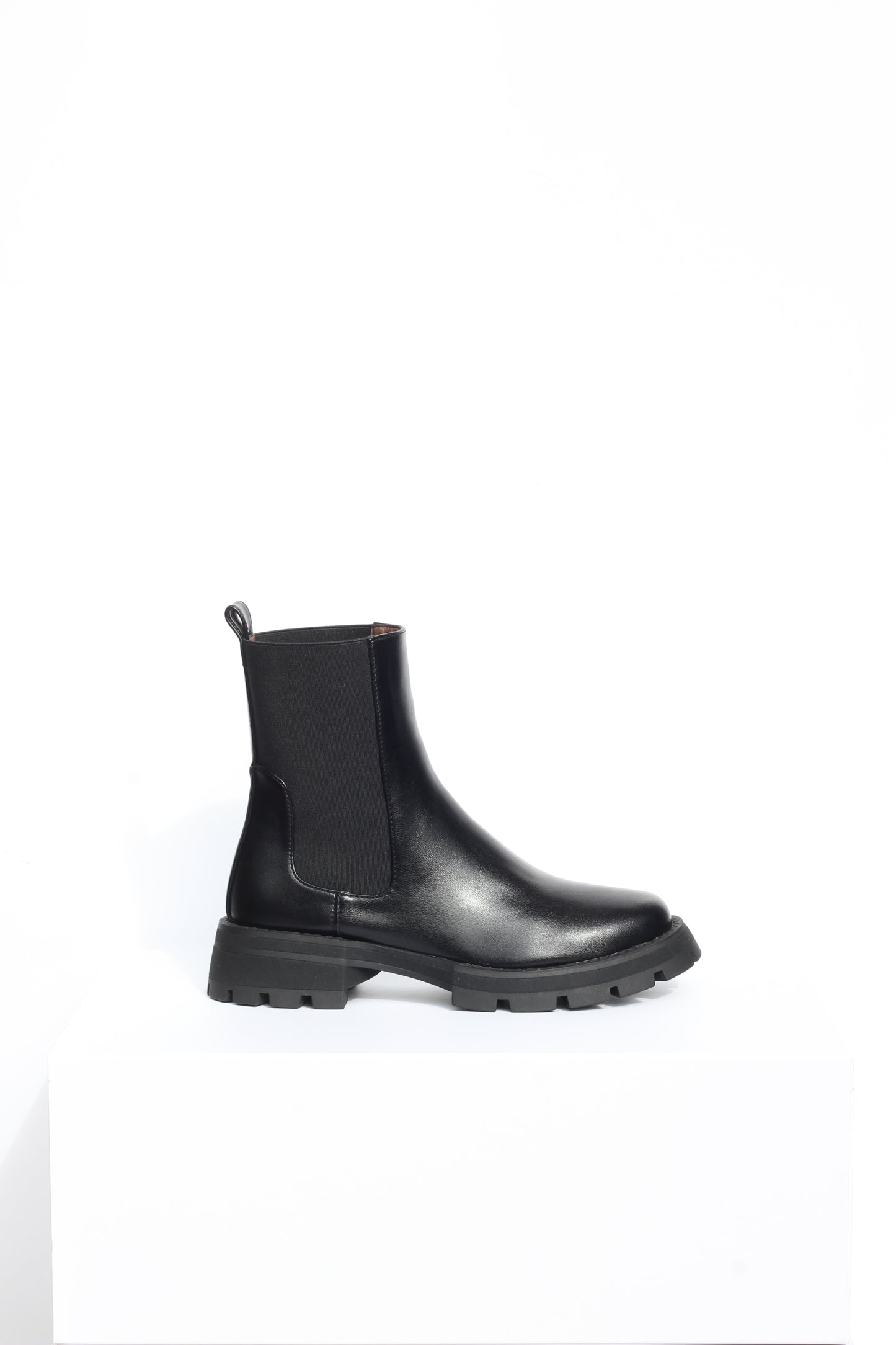 CLIO, Black Slip On Chelsea Boot