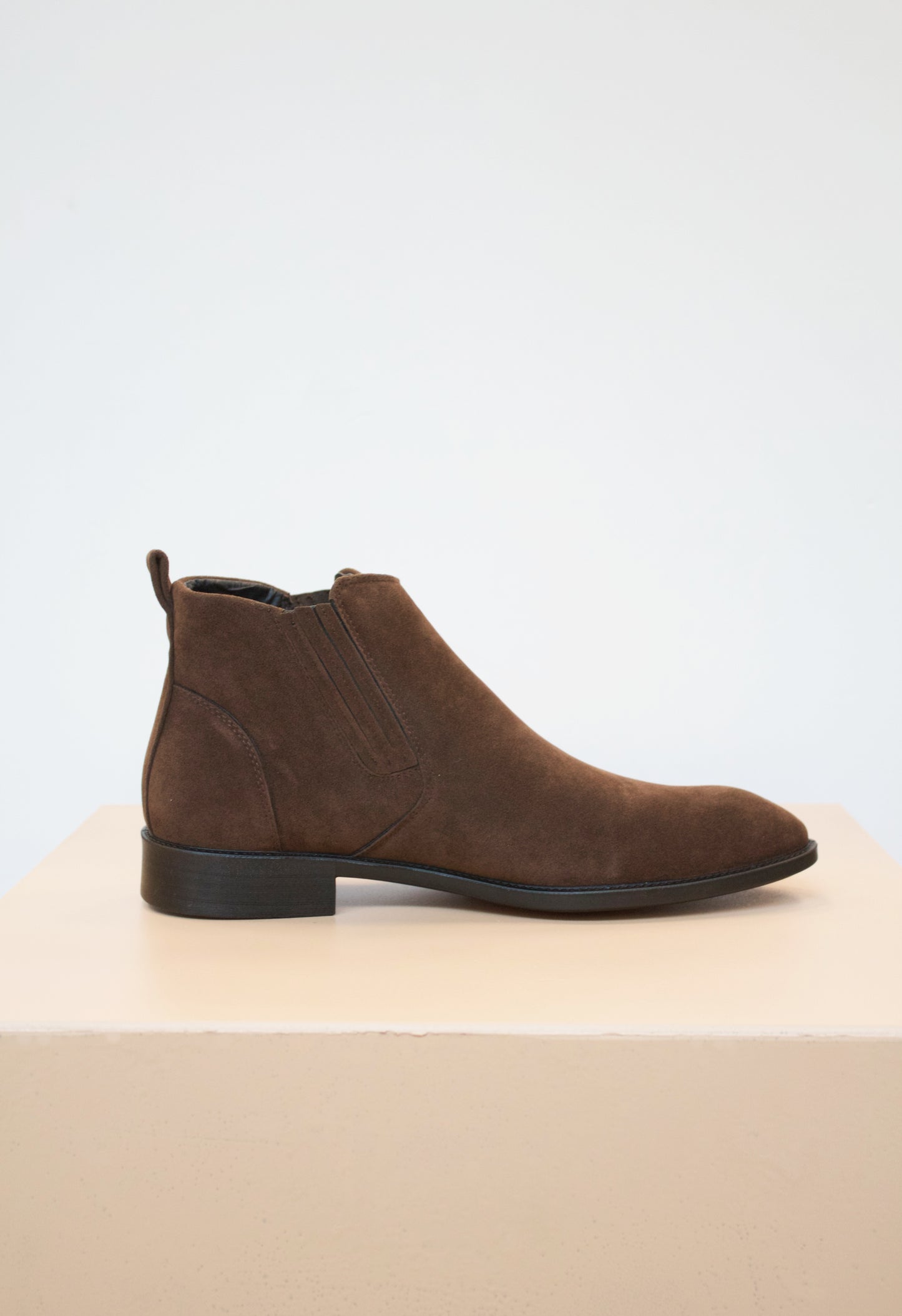 LEXUS Unisex Brown Chelsea Boots